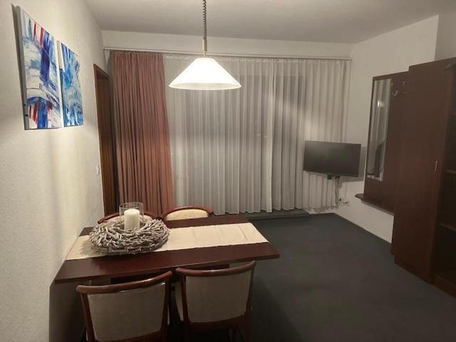 Pension Am Markt Люббен Екстер'єр фото